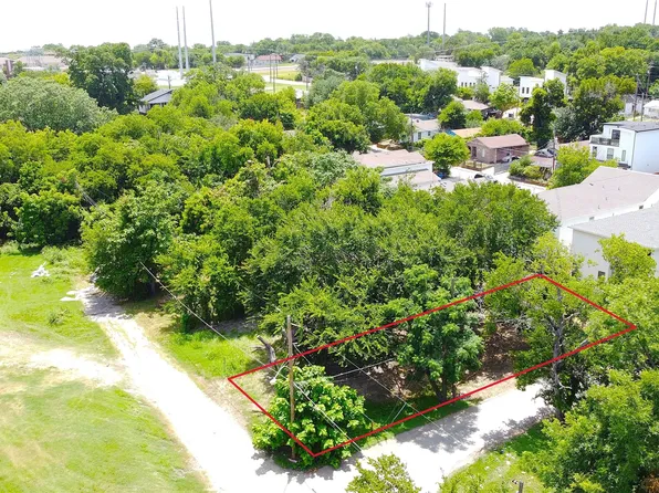 1302 Bliss St, Dallas, TX 75203