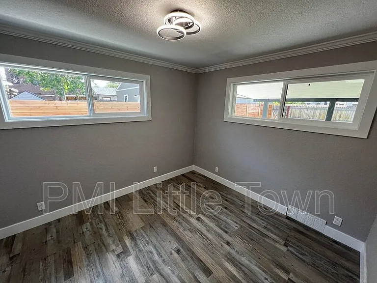 3447 N Garfield St — Photo 17