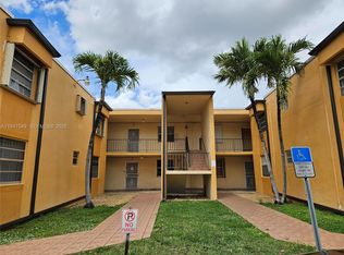 8990 SW 24th St APT 228, Miami, FL 33165