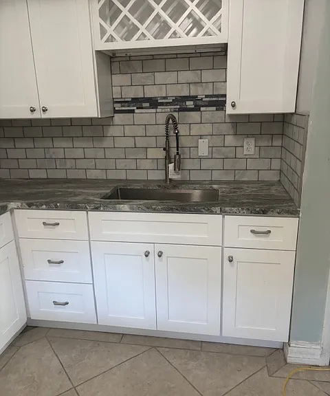 821 Indiana Ave #10 — Photo 4
