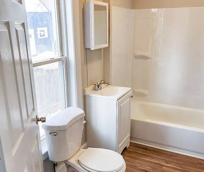 11 Fern St #1 — Photo 4