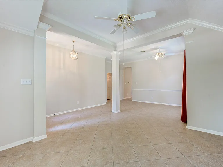 9026 Robinhoods Well Dr — Photo 5