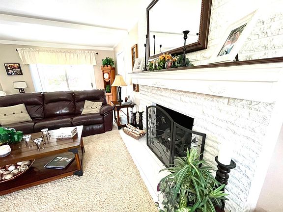 5th image of 9511 Yellowwood Dr