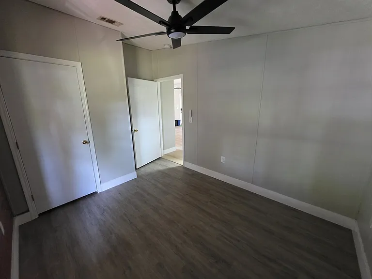 3879 La Salle Ave #1 — Photo 9