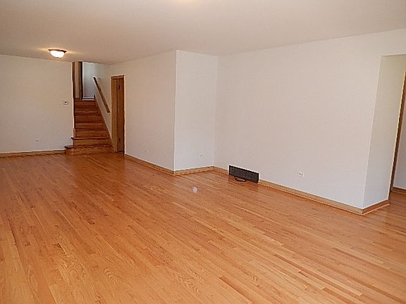 4th image of 10845 Laramie Ave