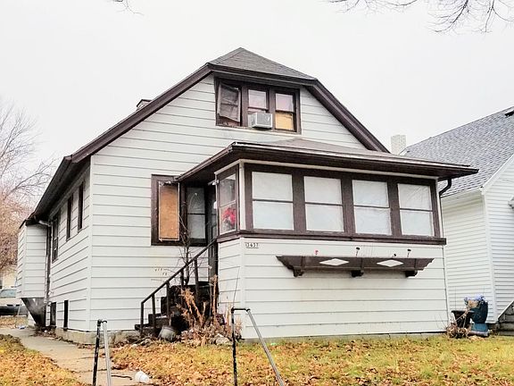 3437 N Palmer St, Milwaukee, WI 53212 | Zillow