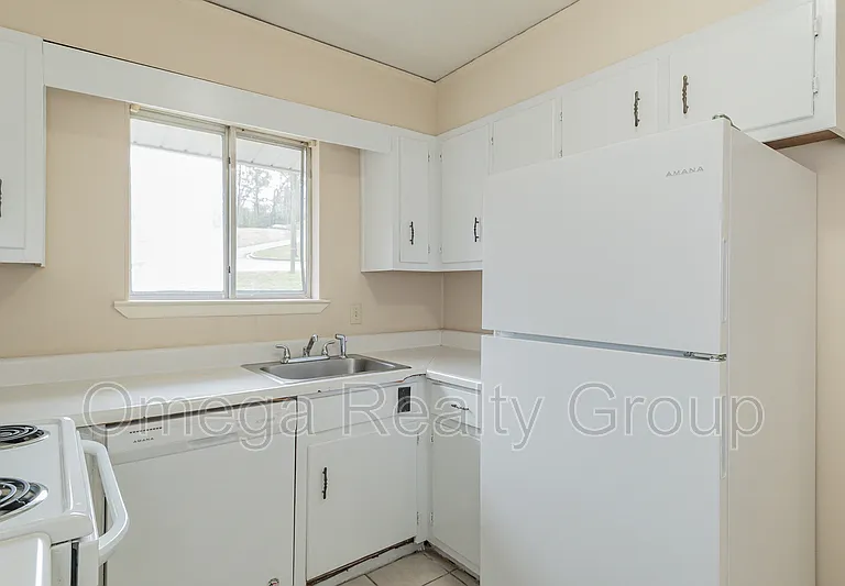 1604 14th Ave E #10 — Photo 7