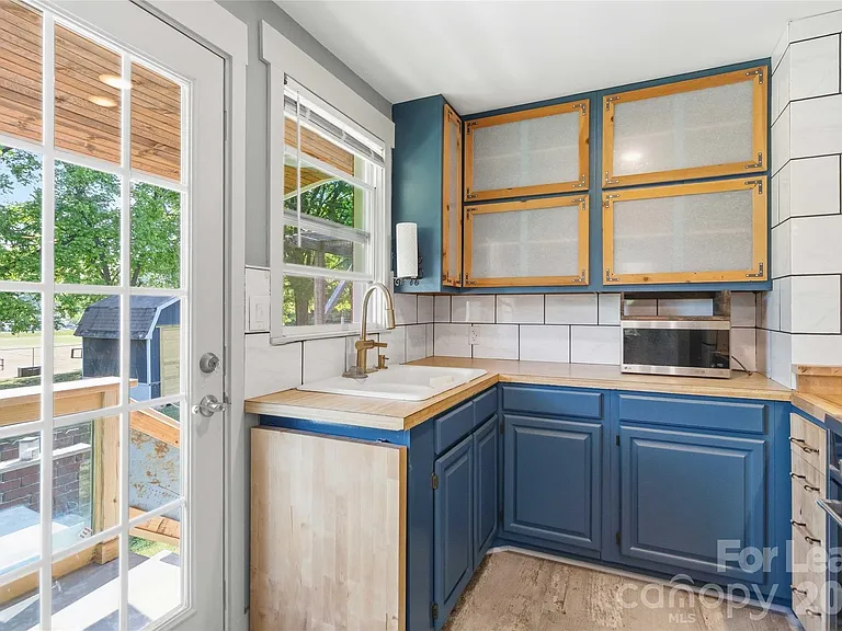 20618 Cornelius Ct — Photo 10