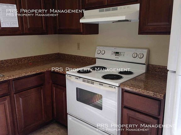 3rd image of 1342 W Emerald Ave Unit 320