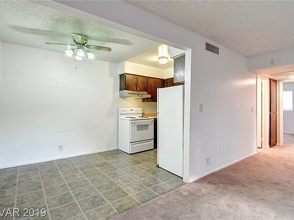 4th image of 625 S Royal Crest Cir Unit 6