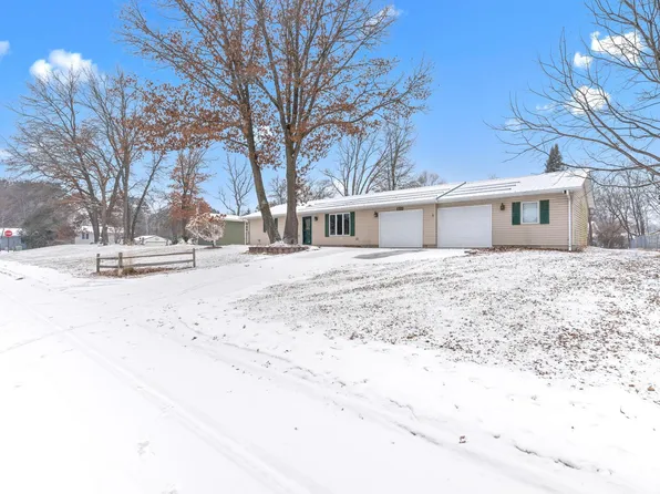 26214 7th St W, Zimmerman, MN 55398