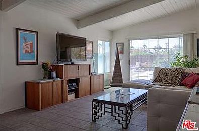 5th image of 505 E Francis Dr