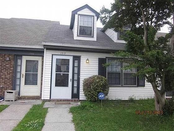1st image of 102 Parkway Dr