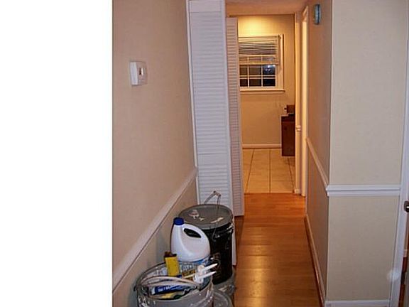 5th image of 8 Penn Cir APT C