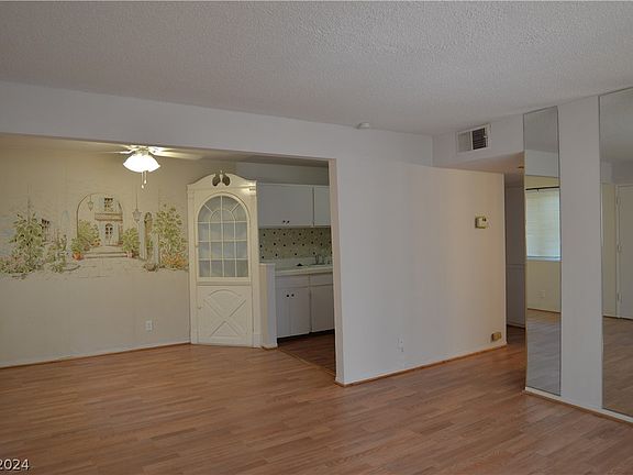 4th image of 212 Orland St APT 36