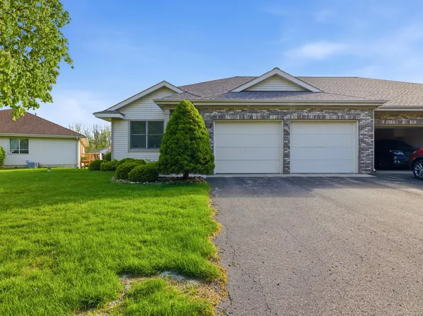 3590 Brook Point Dr, Hamilton, MI 49419