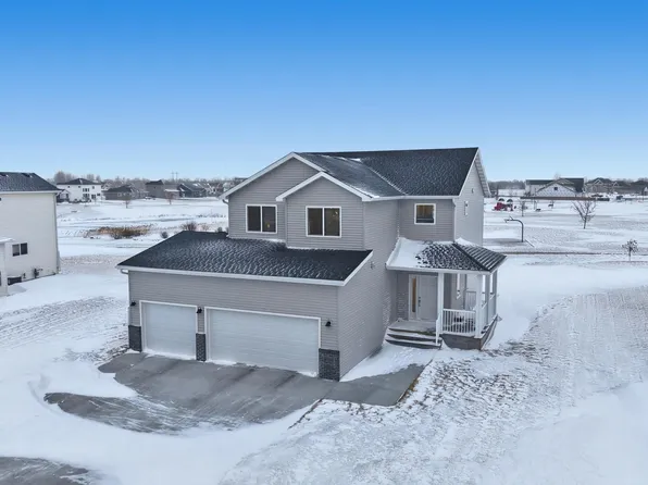 4766 34th St S, Fargo, ND 58104