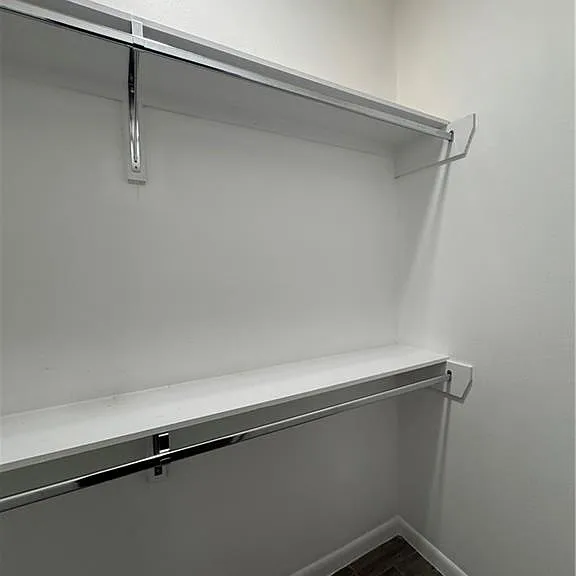 5601 Ozark Ave #4 — Photo 14