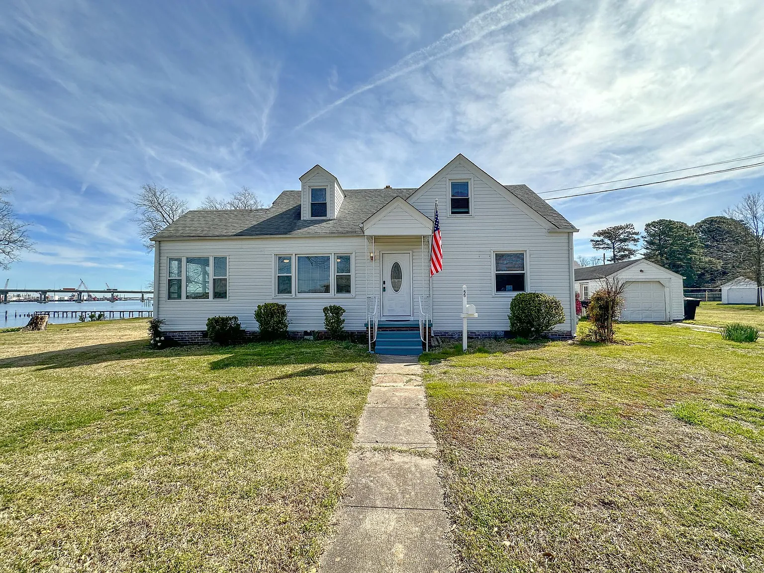 55 Greenbrier Rd — Photo 1