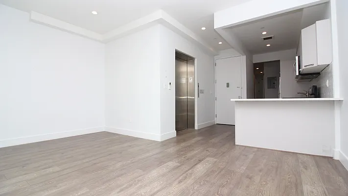Rented by Nooklyn NYC LLC | media 3