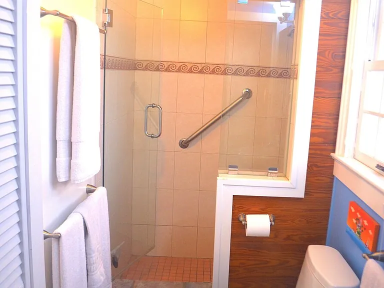 822 Terry Ln — Photo 18