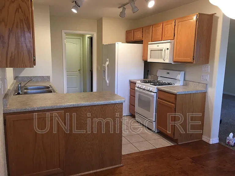 1753 W Legend Trl — Photo 7