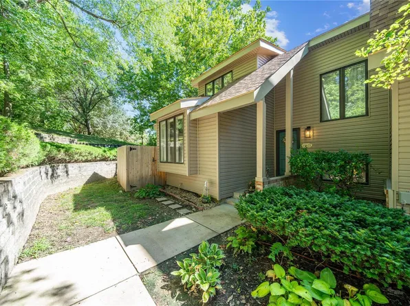 13625 Mason Oaks Ln, Saint Louis, MO 63131