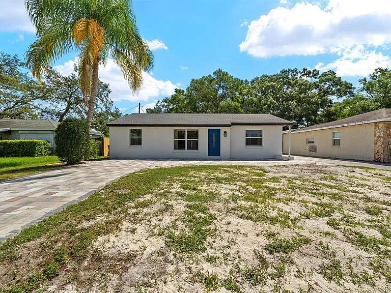 10707 N Rome Ave — Photo 3