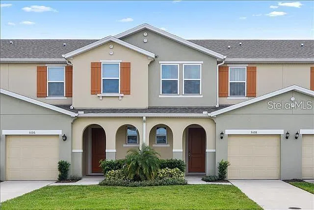 5108 Adelaide Dr — Photo 1