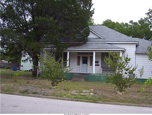 1st image of 216 N Judson St