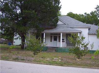 216 N Judson St, Navasota, TX 77868