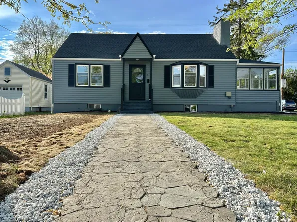 81 Cleveland Ave, Milltown, NJ 08850