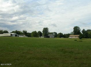 425 Beech Hollow Rd, Harrisburg, IL 62946