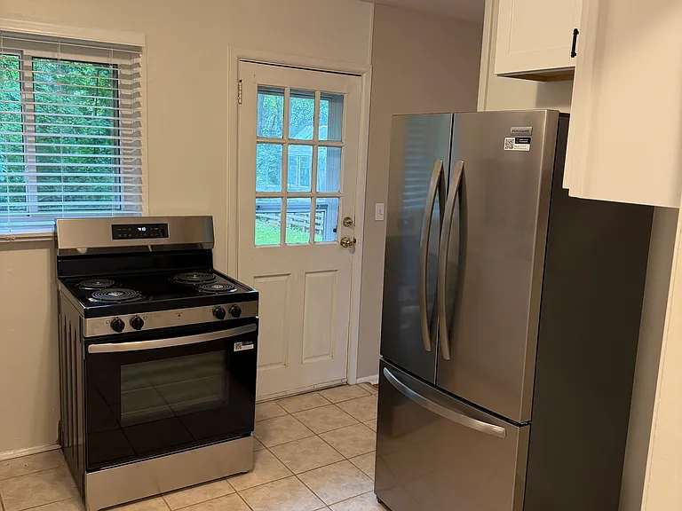 1078 Palafox Dr — Photo 15