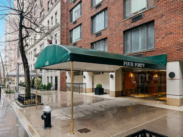 440 East 57th Street image 1 of 15
