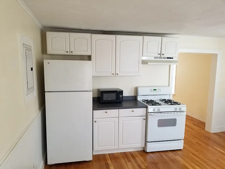157 School St #2 — Photo 10