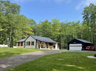 33 Old Town Farm Rd, Pittston, ME 04345