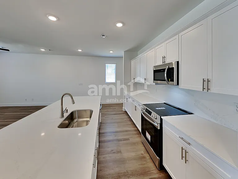 4231 Halo Hollyhock St — Photo 3
