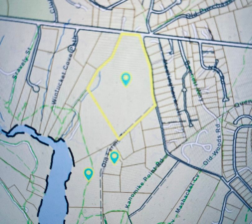 2nd image of 2 Old Farms Trl