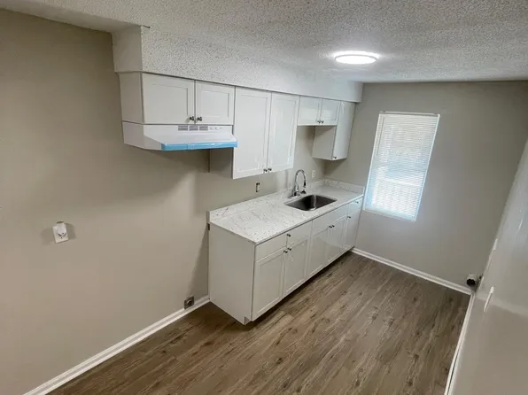 216 Cotton Ridge Ln, Spartanburg, SC 29302