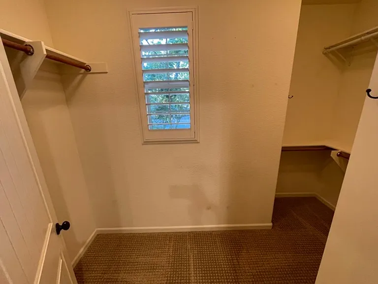 1053 Catalina Dr — Photo 18