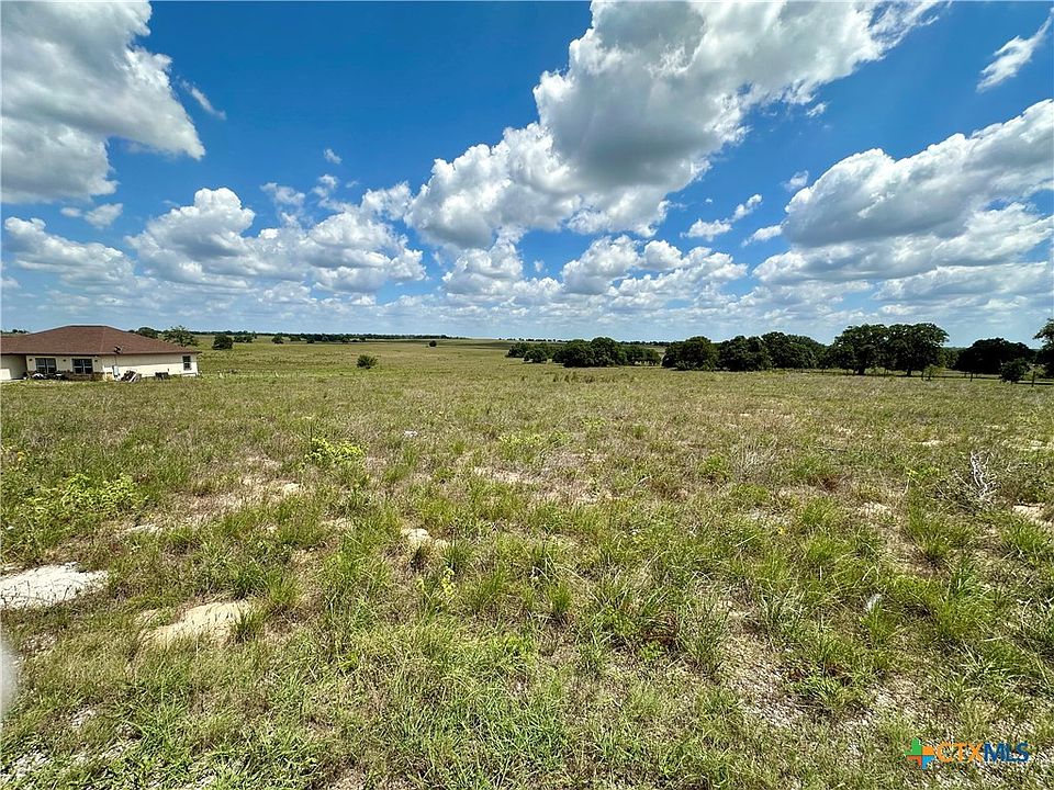 2nd image of 748 Lake Valley Dr