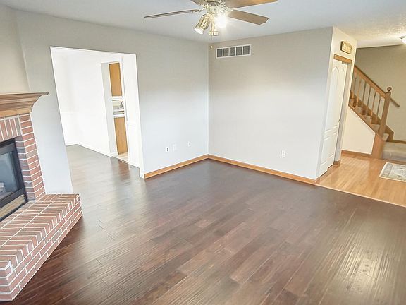5th image of 1149 Waterford Ct