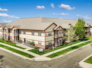 1300 School St APT 208, Sun Prairie, WI
