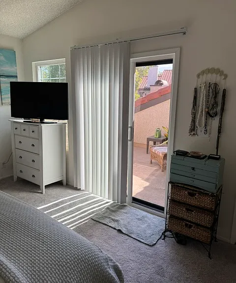 Las Palomas Dr — Photo 10