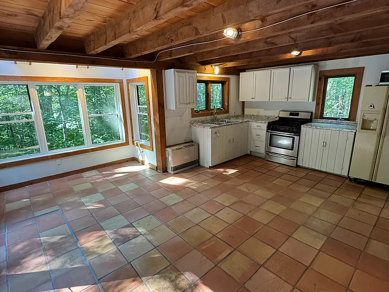 9 Jade Ln #B — Photo 1