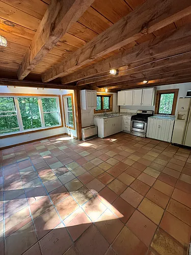 9 Jade Ln #B Photo 1 9 Jade Ln #B Photo 1