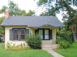 526 N High St, Uvalde, TX 78801