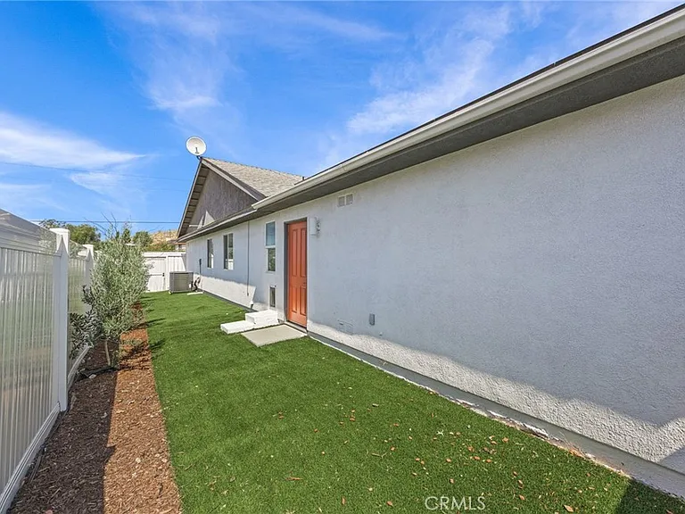 12628 Excelsior St — Photo 35