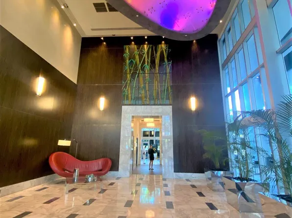 185 SW 7th Street #3708, Miami, FL 33130